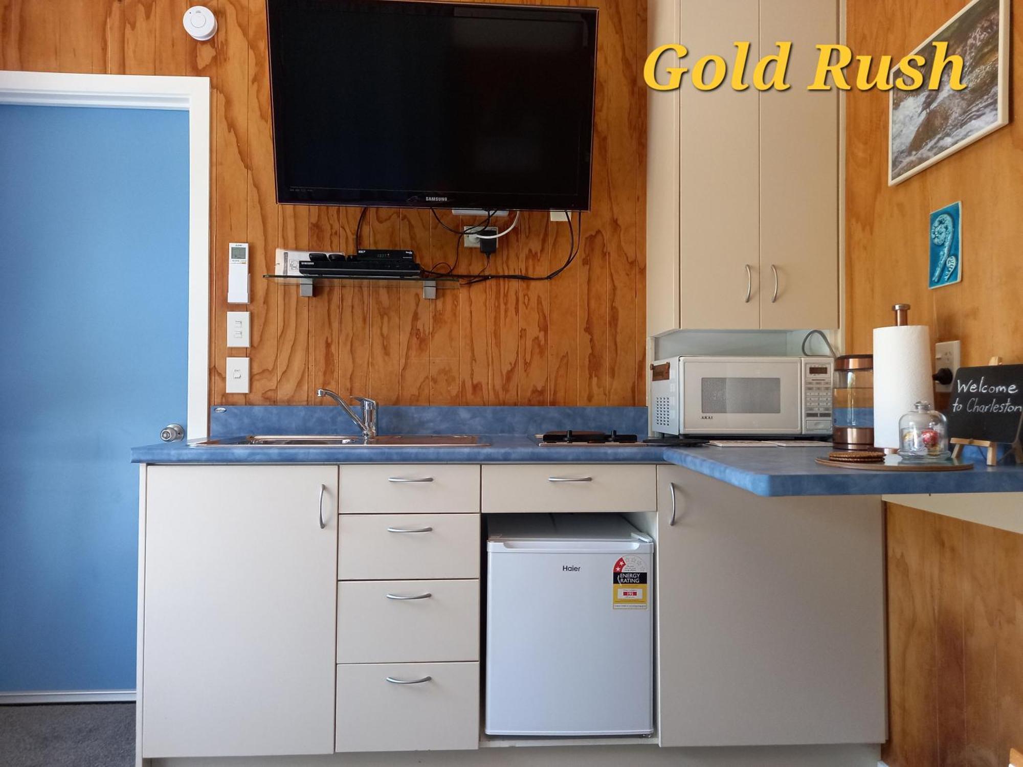 Charleston Goldfields Accommodation Exterior photo